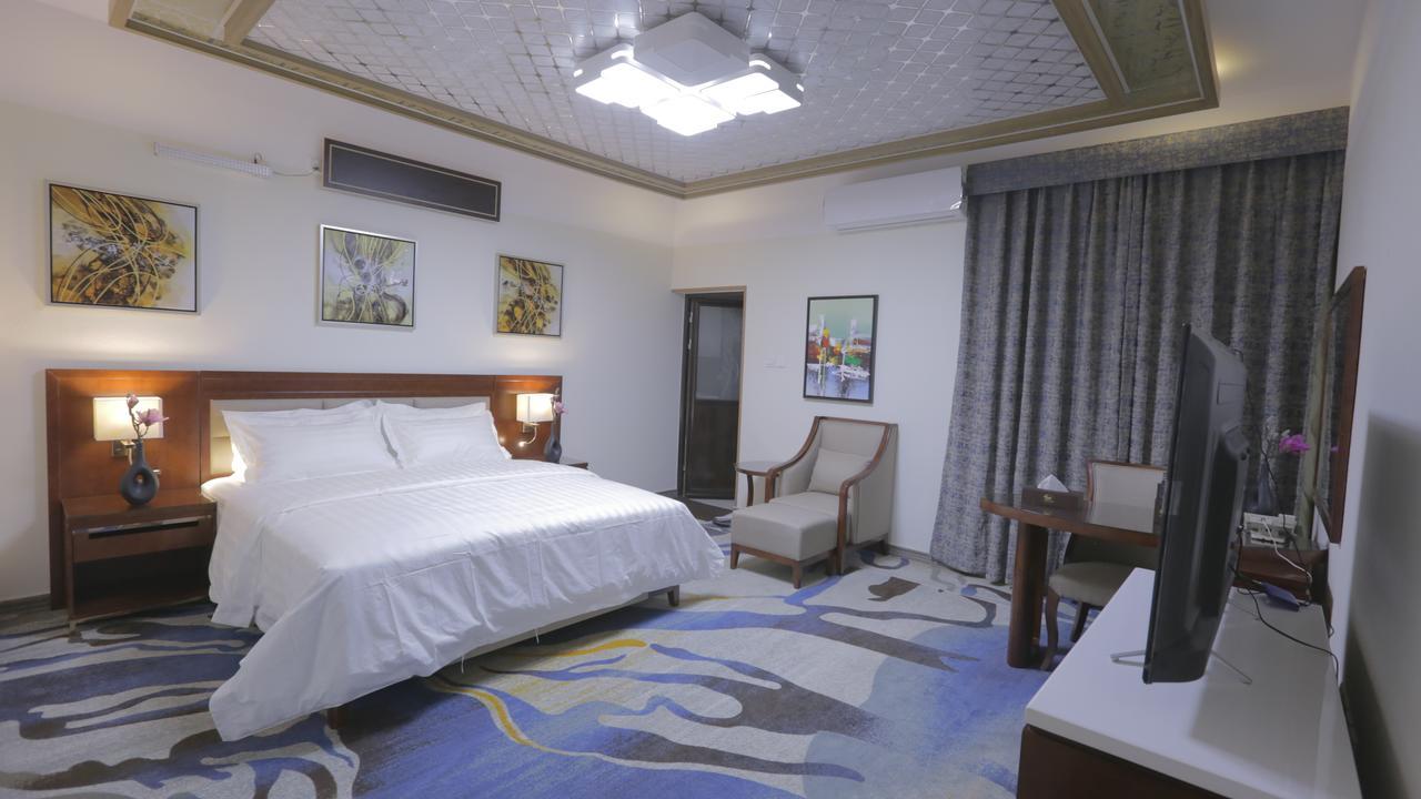 Niyaf Hotel Appartments Chamis Muschait Exterior foto